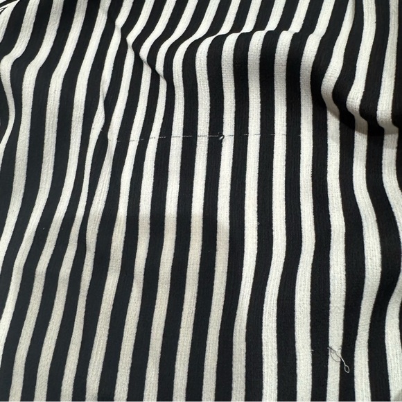 Ann taylor flowy pinstripe tassel tie top ❤️ - Picture 9 of 9